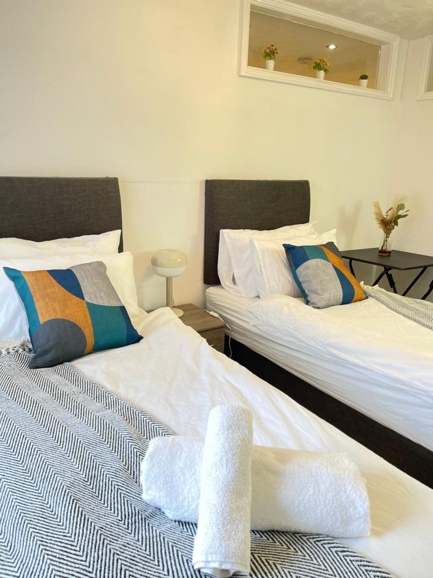 Mount Yard - Stylish Cottage - Close To Alton Towers - Peak District - Stoke-On-Trent Sleeps 5 Totmonslow エクステリア 写真