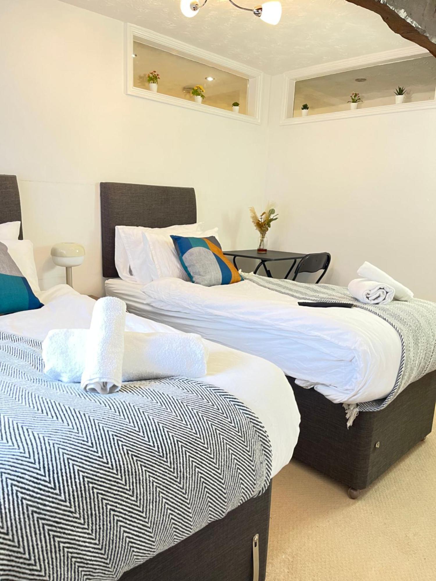 Mount Yard - Stylish Cottage - Close To Alton Towers - Peak District - Stoke-On-Trent Sleeps 5 Totmonslow エクステリア 写真